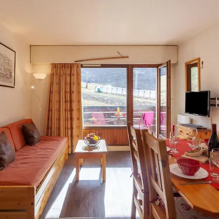 Les Tommeuses - Val Claret-2 By Interhome *